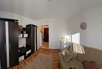 Apartament semidecomandat în Central