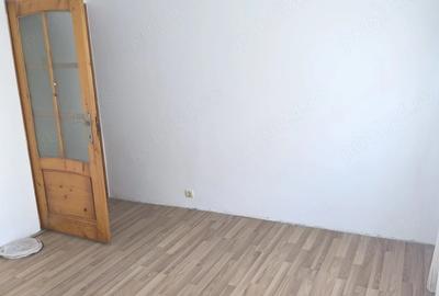 Apartament cu 2 camere decomandat în Sud - 1