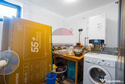 Casă cu 5 camere cu Teren 696 Mp în Vulcan