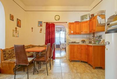 Casă individuală cu 11 camere cu Teren 789 Mp în Florilor - 15