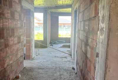 Casă cu 4 camere cu Teren 800 Mp în Central - 6