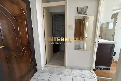 Garsonieră decomandată, mobilată în Cetate - 4