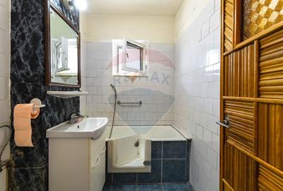 Apartament cu 3 camere decomandat în Astra - 13