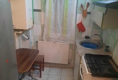 Apartament cu 2 camere semidecomandat în Mircea cel Bătrân - 1