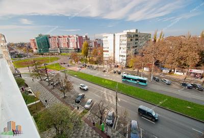 Apartament cu 3 camere decomandat în Țiglina 1