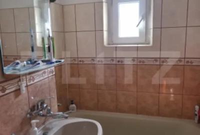 Apartament cu 3 camere decomandat în Mihai Bravu