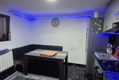 Casă cu 4 camere în Palas