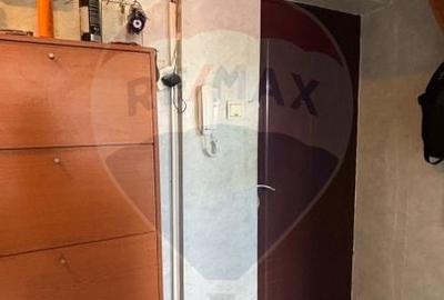 Apartament cu 3 camere semidecomandat în Central - 3