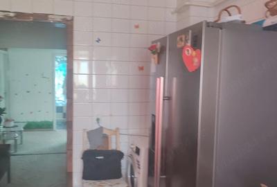 Apartament cu 4 camere decomandat în Central - 2