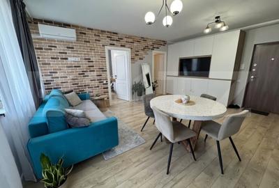 Apartament cu 2 camere semidecomandat, mobilat în Florești