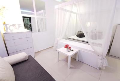 Spațiu comercial, de 30 mp, în Casa de Cultură