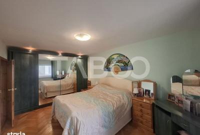 Apartament cu 4 camere decomandat în Central - 8