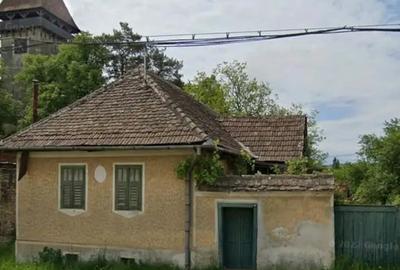 Casă cu 3 camere în Chirpăr