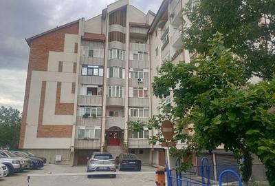 Apartament cu 3 camere decomandat în Nord - 6
