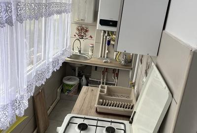 Apartament cu 2 camere decomandat în Palazu Mare - 2