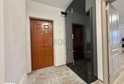 Apartament cu 3 camere decomandat în Păcii