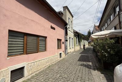 Spațiu comercial, de 45 mp, în Central