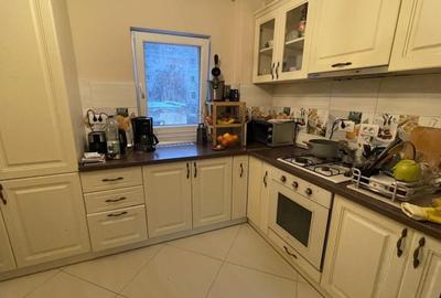 Apartament cu 4 camere decomandat, mobilat în Bucovina - 2