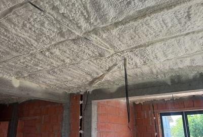 Casă cu 3 camere în Exterior Vest