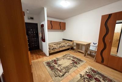 Garsonieră semidecomandată în Alexandru Obregia