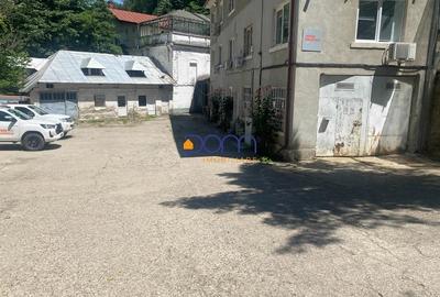 Spațiu comercial, de 160 mp, în Central - 9