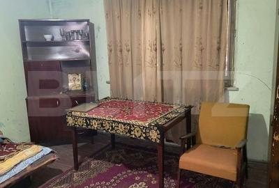 Casă cu 3 camere în Topa Mică
