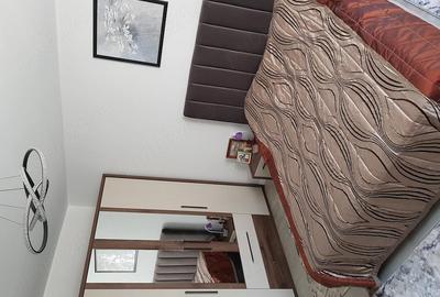 Apartament cu 3 camere decomandat în Tomis Nord