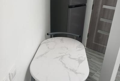 Garsonieră decomandată în Unirii