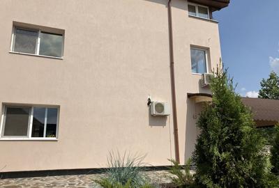 Casă individuală cu 8 camere cu Canalizare în Drumul Taberei - 3