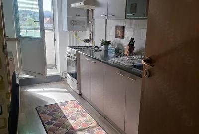 Apartament cu 2 camere decomandat în Central - 1