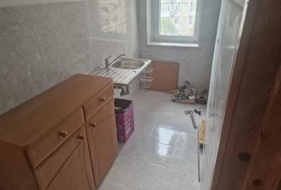 Garsonieră decomandată în Mărăței