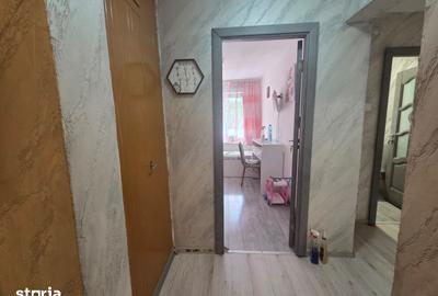 Apartament cu 3 camere decomandat în Mircea cel Bătrân - 11