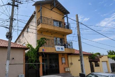 Casă individuală cu 14 camere cu Teren 140 Mp în Tomis III