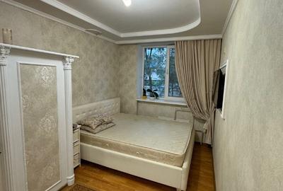 Apartament cu 3 camere decomandat în Central - 1