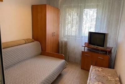 Garsonieră decomandată în Războieni