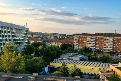 Apartament cu 3 camere în Dacia
