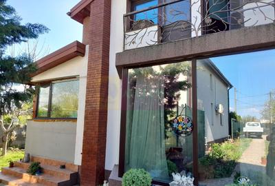 Casă individuală cu 5 camere cu Teren 958 Mp în Tineretului - 55