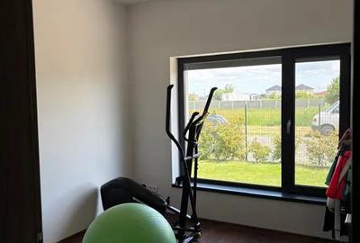 Casă cu 4 camere cu Teren 600 Mp în Moșnița Nouă - 5