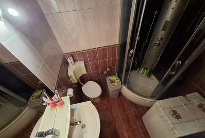 Apartament cu 4 camere decomandat în Titan - 7