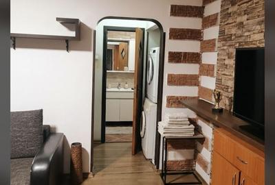 Apartament cu 2 camere semidecomandat în Brâncoveanu