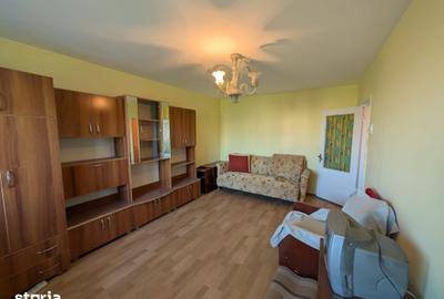 Apartament cu 2 camere decomandat în Vest