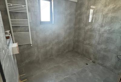 Apartament cu 3 camere decomandat în Energia - 1