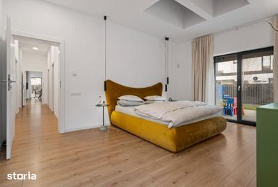 Casă cu 5 camere cu Teren 655 Mp în Central