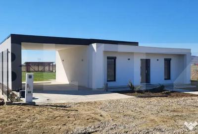 Casă cu 4 camere cu Teren 875 Mp în Oșorhei - 2