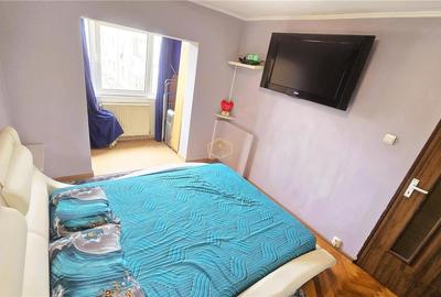 Apartament cu 3 camere semidecomandat, mobilat în Micro 16 - 6
