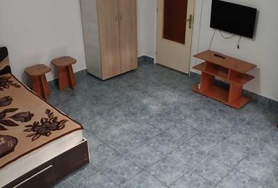 Apartament cu 2 camere decomandat în Exterior Vest - 4