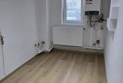 Apartament cu 2 camere decomandat în Exterior Vest - 2