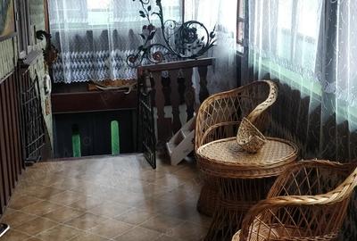 Casă cu 4 camere cu Teren 882 Mp în Cacica - 2