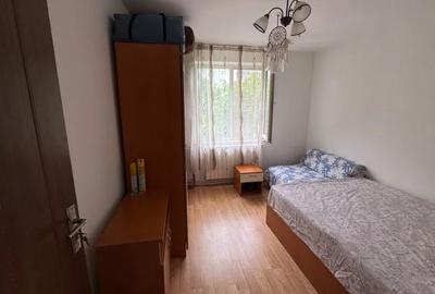 Apartament cu 3 camere decomandat în Basarabia - 4