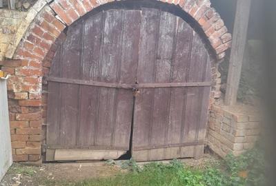Teren de 1600 mp, în Ciurea